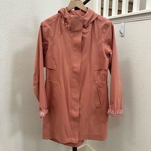 Lululemon Rain Rebel Jacket Size 8 Pink
